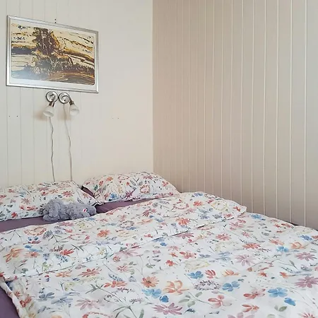 Дом отдыха Beautiful With Sea View In Isles Крагерё