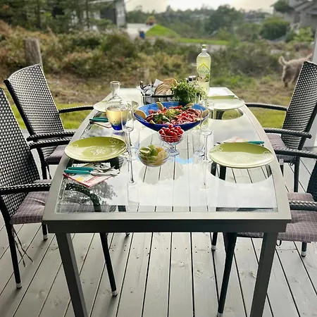 Beautiful With Sea View In Isles * Крагерё