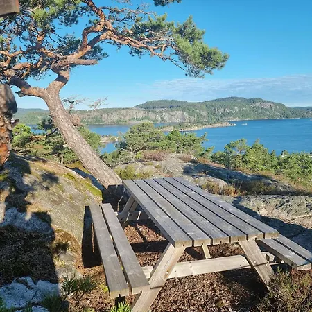 Beautiful With Sea View In Isles