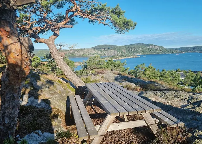 Beautiful With Sea View In Isles