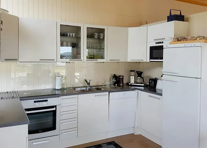 Beautiful With Sea View In Isles